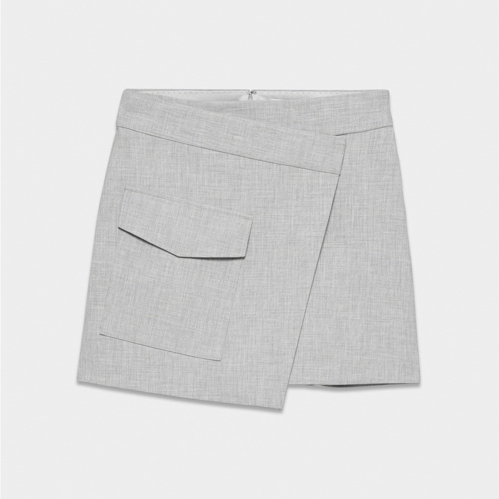 Aritzia Happy Hour Skirt NWT